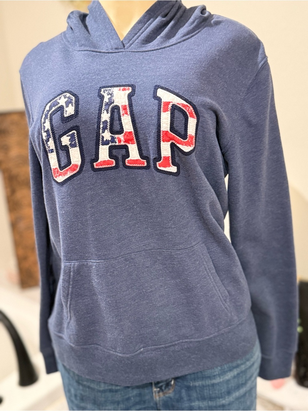 Gap Americana Logo Fleece Hoodie – Size Large 🇺🇸